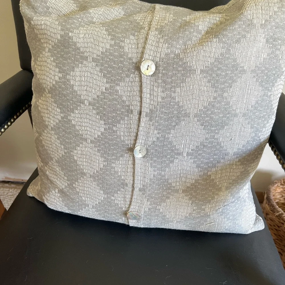 West Elm NWT Set of two 18” Pillow Covers Diamond Pattern Gray